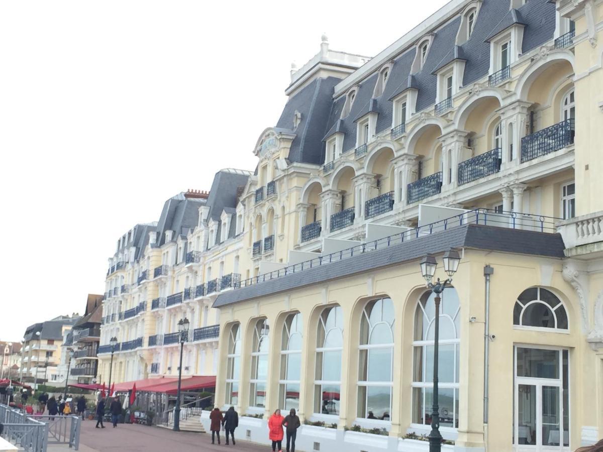 Ferienwohnung Chez Edwige à Cabourg Exterior foto